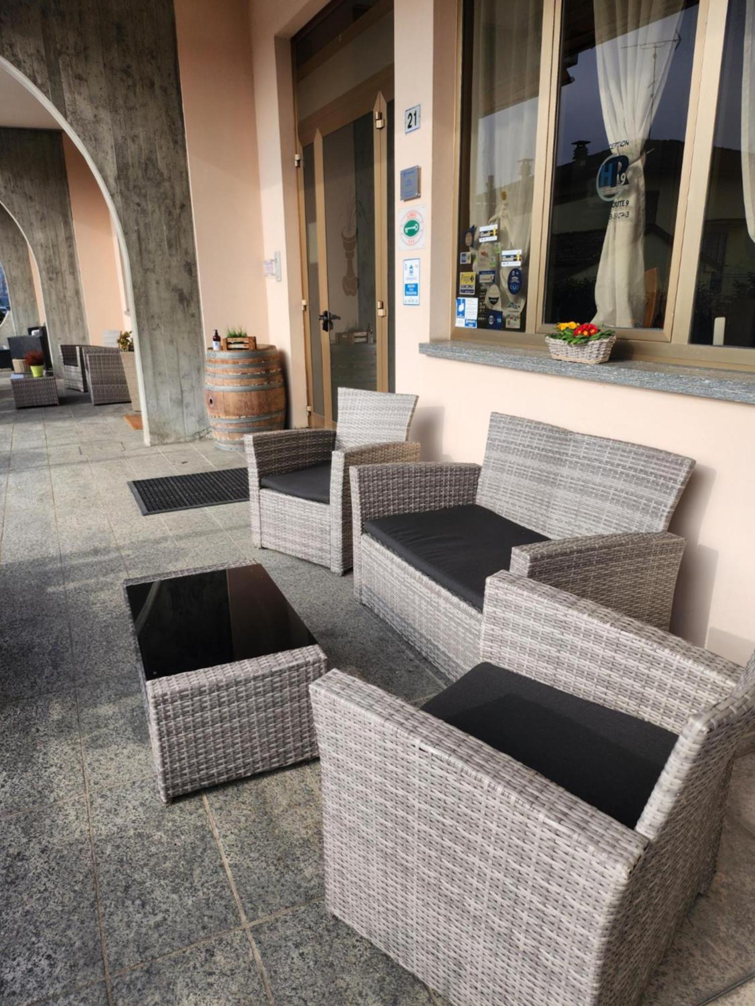 Cadeo Hotel Route 9 מראה חיצוני תמונה